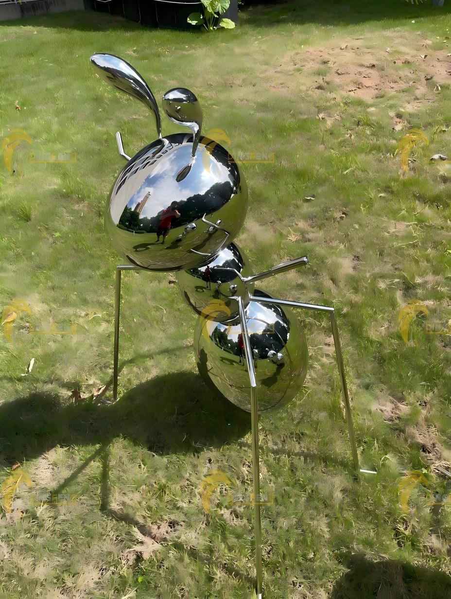 Public art installation sculpture